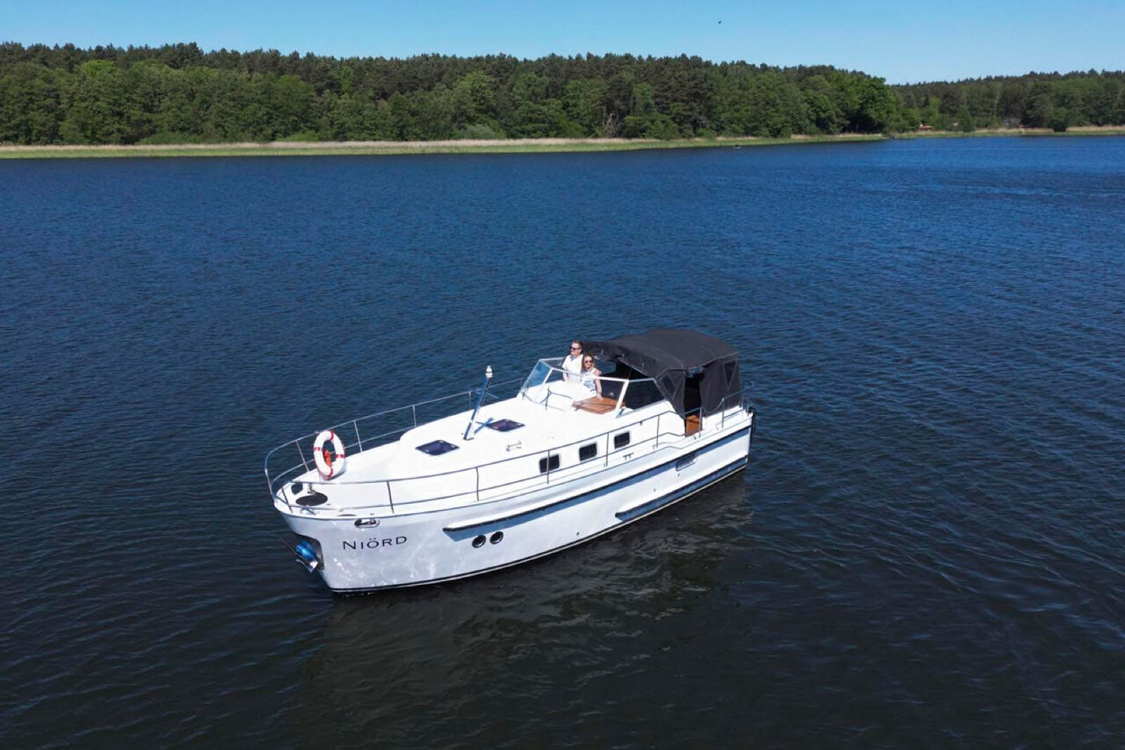 Motoryacht B&B Niörd