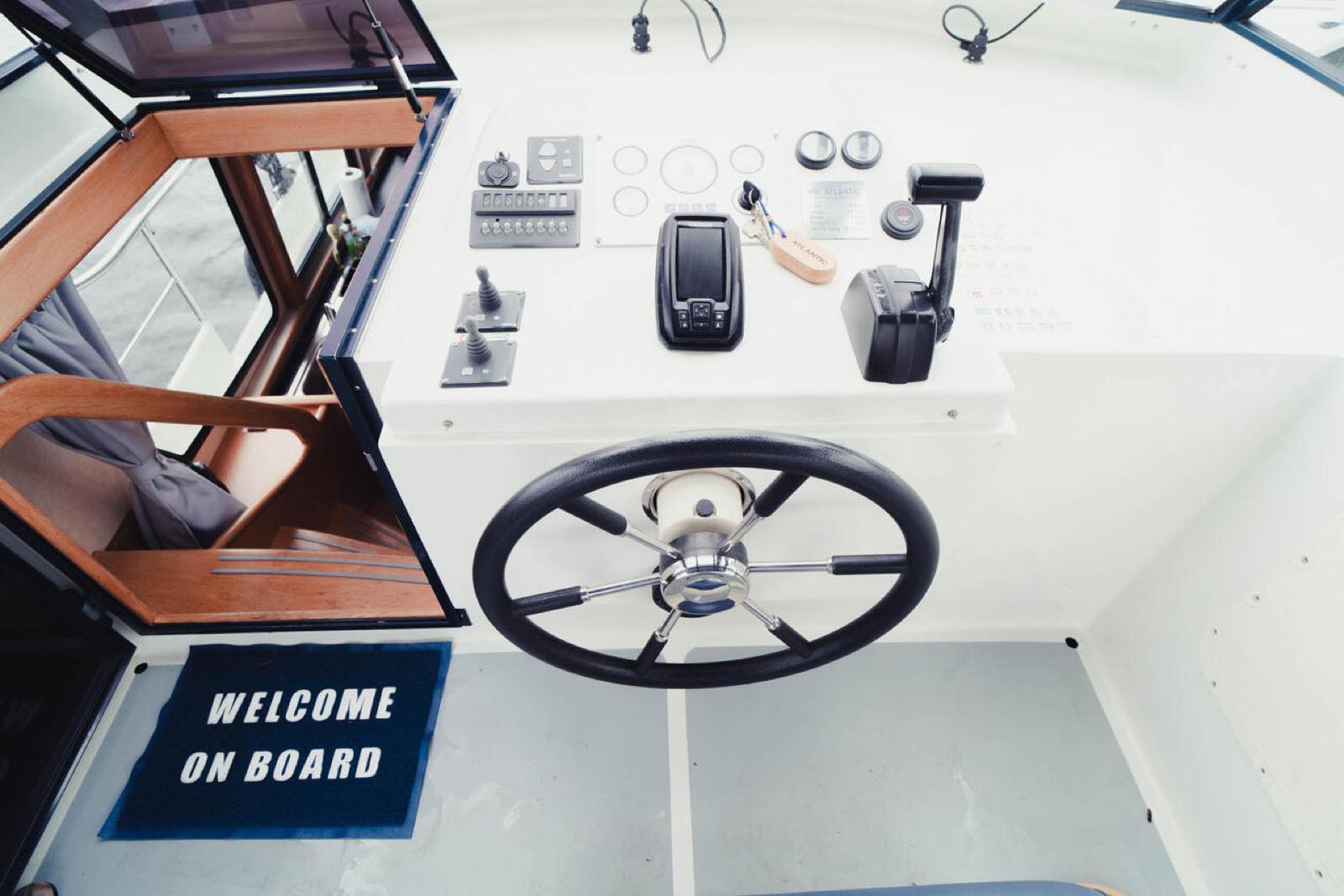 Hausboot B&B Atlantic – an Bord