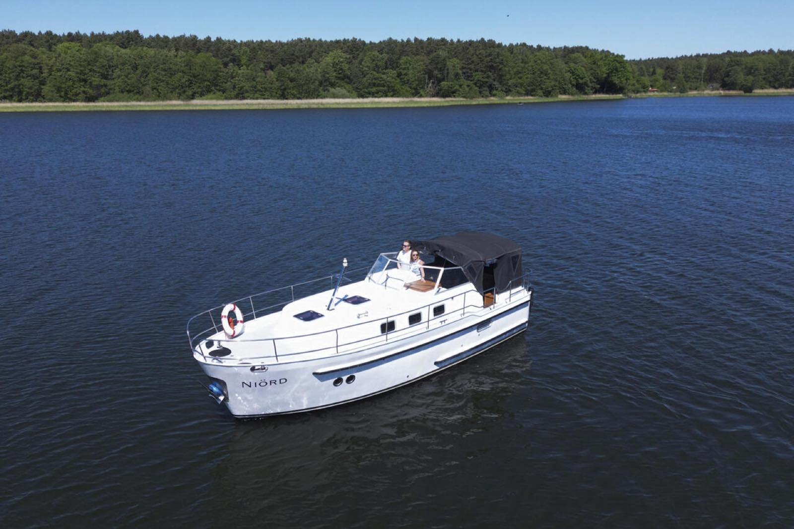 Hausboot B&B Niörd – Außenansicht