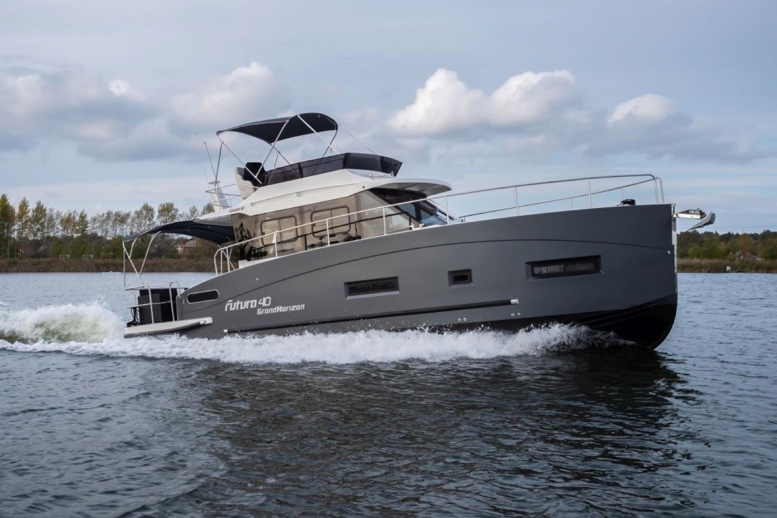 Hausboot dicker Max – an Bord