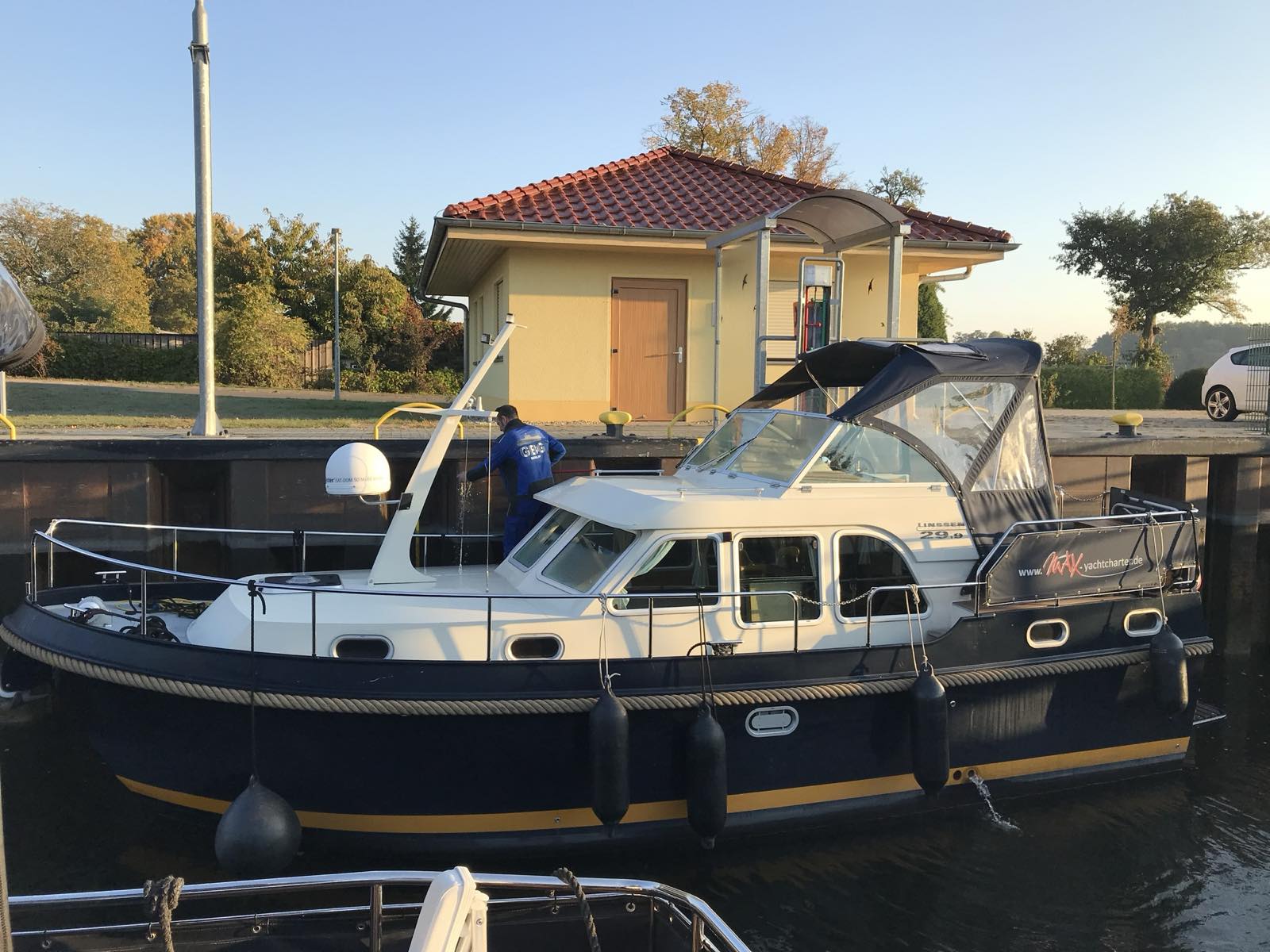 Hausboot großes Mäxchen – Außenansicht