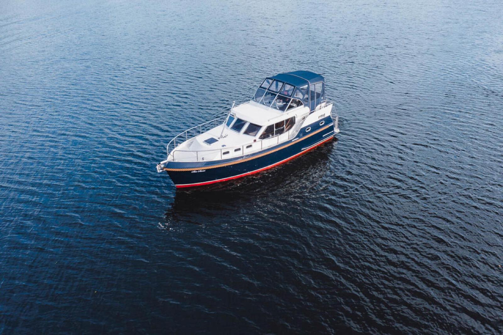 Hausboot Mon Amour – Außenansicht