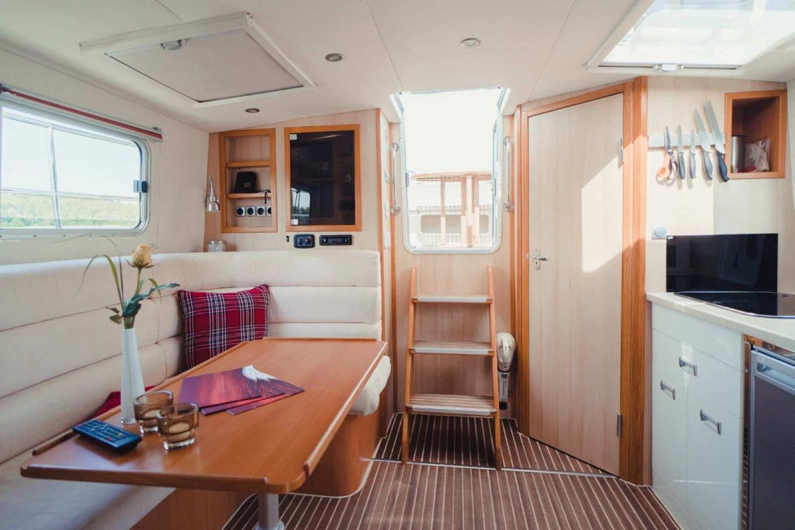 Hausboot Sunrise – Außenansicht