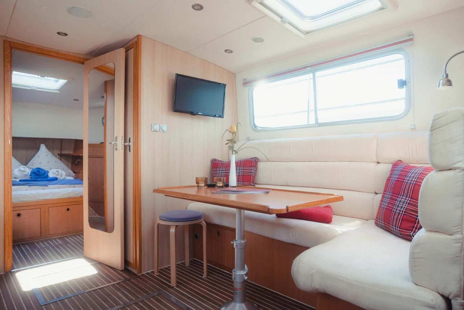 Hausboot Supreme – an Bord